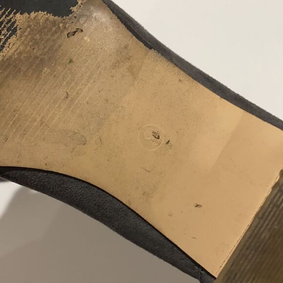 Ann Taylor LOFT Grey Suede Boots Booties - Picture 8 of 9